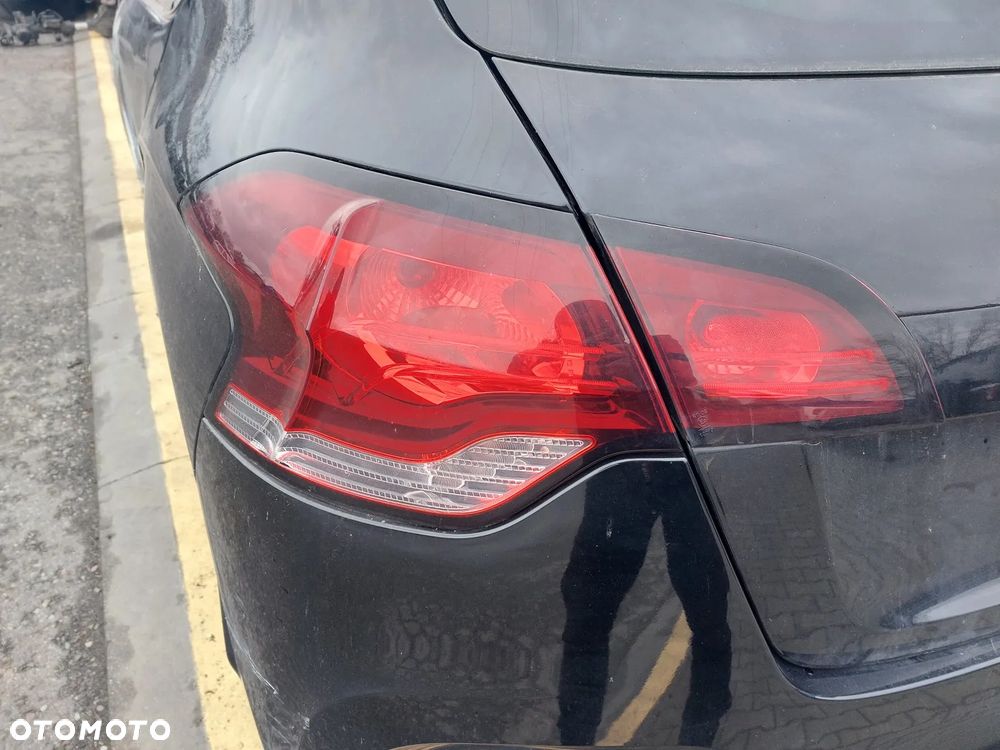 Citroen DS4 I lampa tylna na błotnik prawa lub lewa - 3