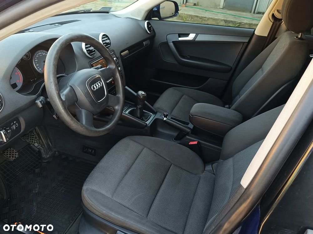 Audi A3 Sportback 1.6 TDI DPF Ambition - 33