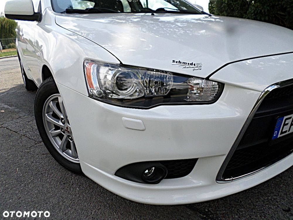 Mitsubishi Lancer Sportback 1.6 ClearTec Plus - 29