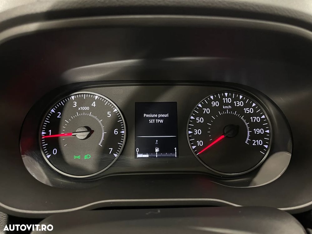 Dacia Duster 1.6 SCe Prestige jante 17" - 29