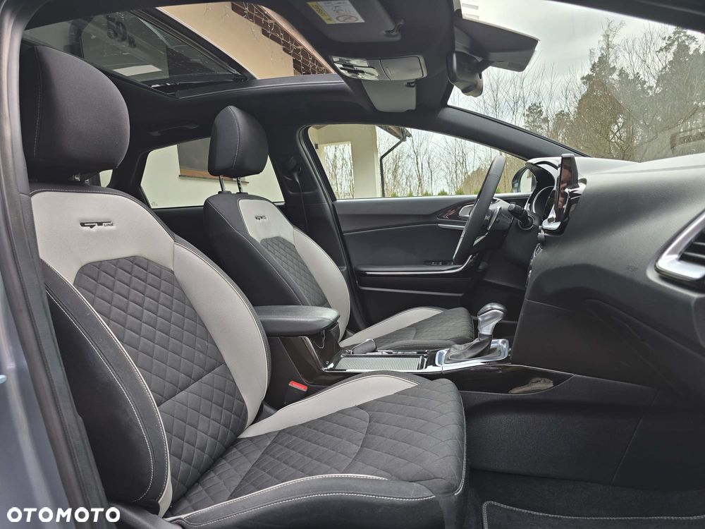 Kia ProCeed 1.6 CRDi DCT7 SCR GT LINE - 32