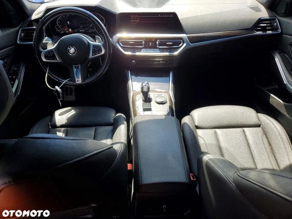 BMW Seria 3 330i xDrive M Sport sport - 6