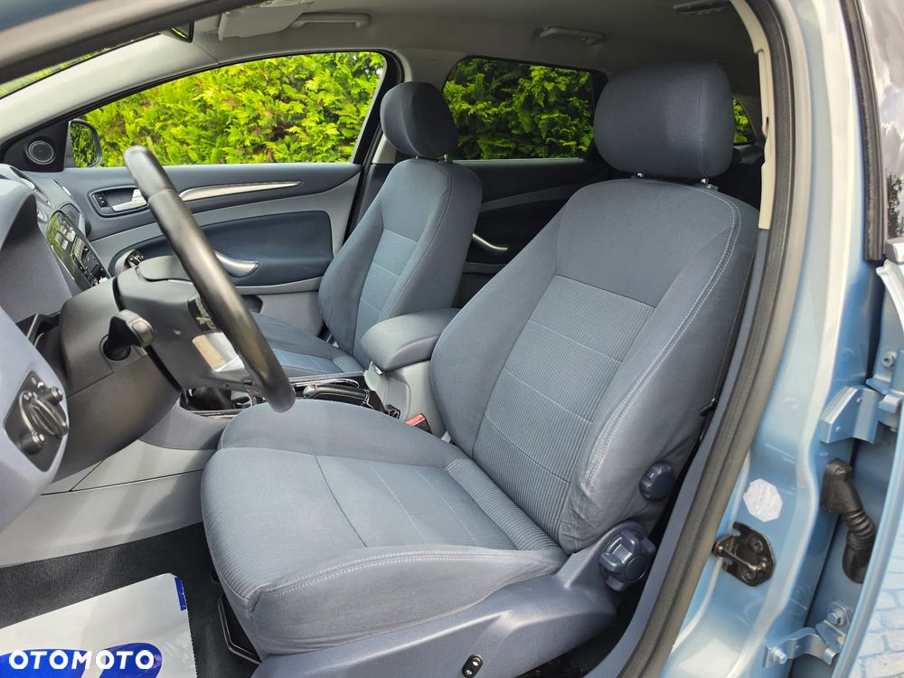 Ford Mondeo 2.0 Ghia Executive - 25