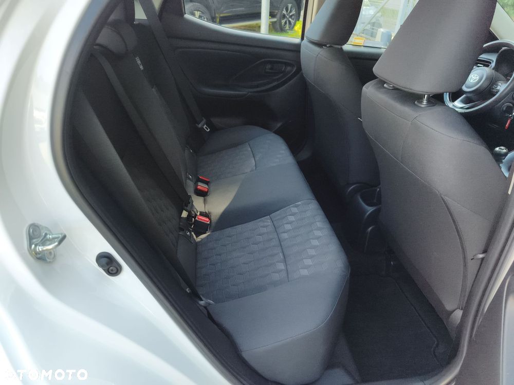 Toyota Yaris 1.5 Comfort - 11