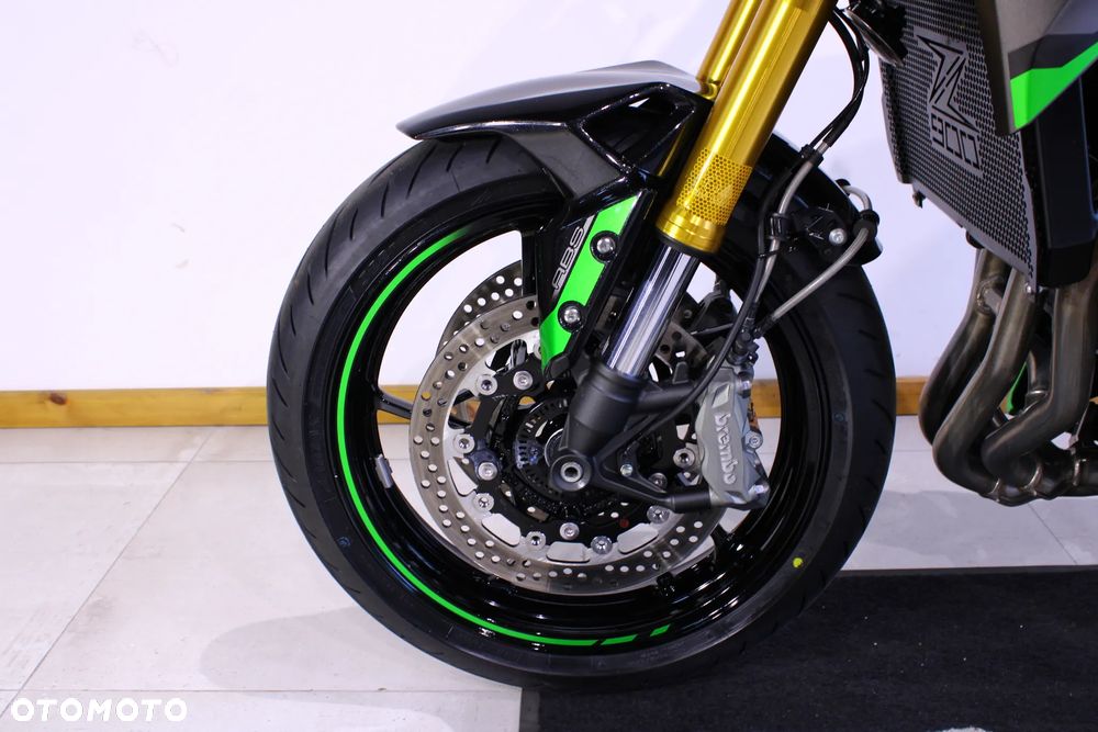 Kawasaki Z 900 - 31