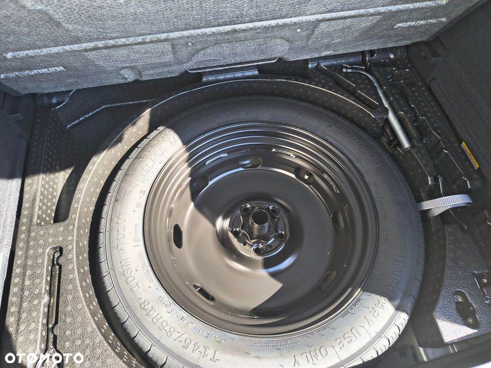 Volkswagen Tiguan - 36