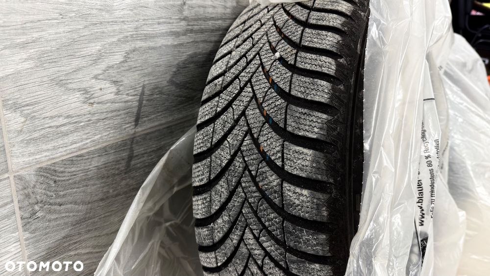 Toyota Auris 1.6 Executive - 40