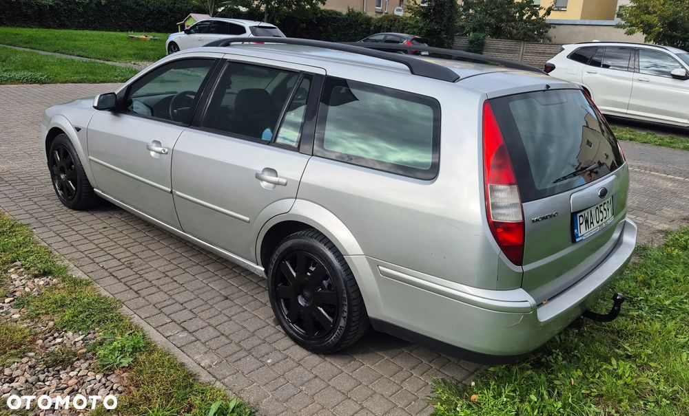 Ford Mondeo 2.0 TDCi Ghia - 4
