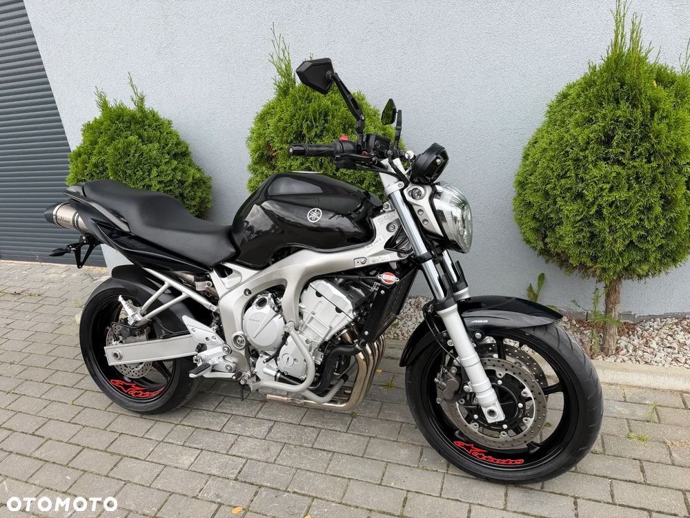 Yamaha FZ - 3