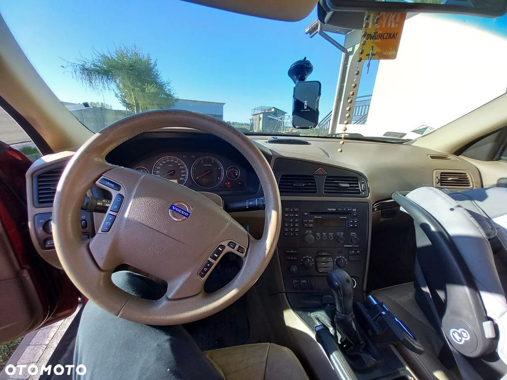 Volvo V70 2.4D - 8