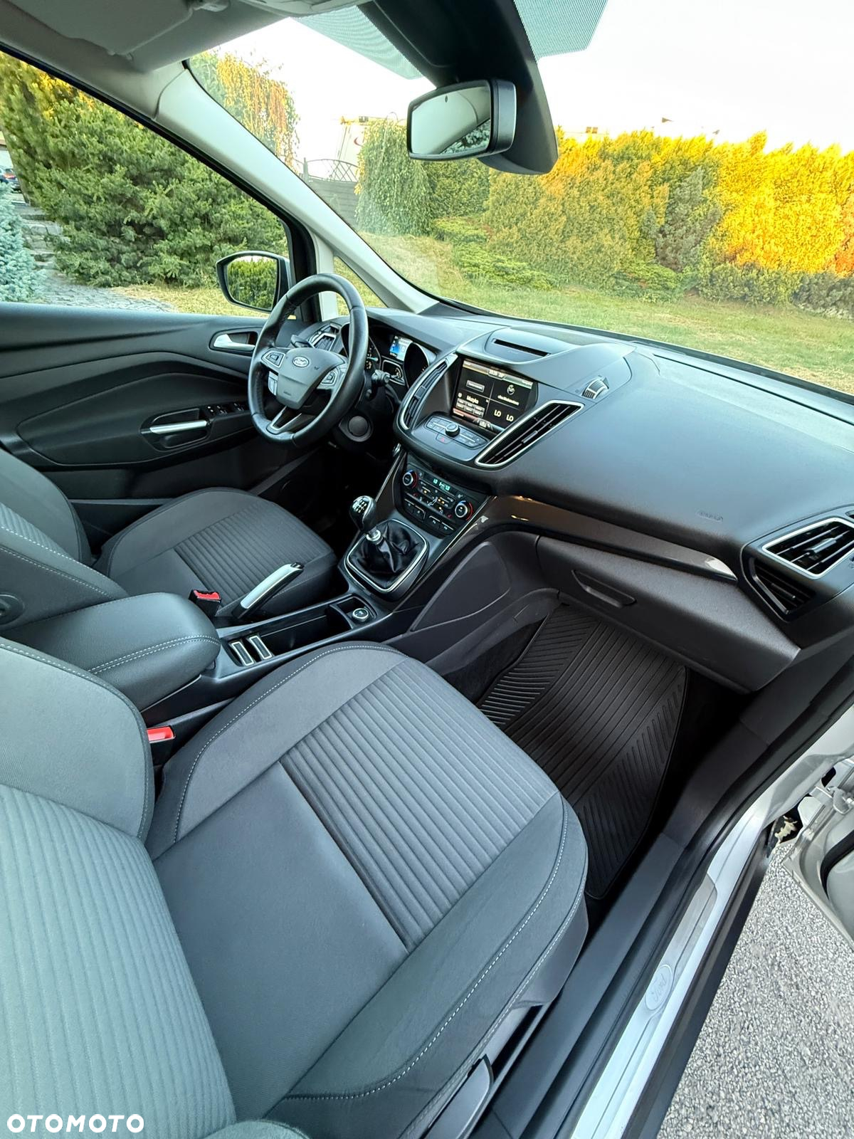 Ford C-MAX 2.0 TDCi Start-Stop-System Titanium - 18