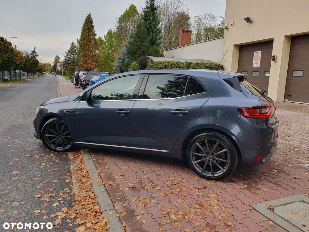 Renault Megane ENERGY TCe 205 EDC GT - 31