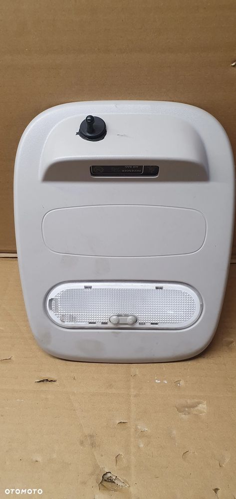 Lampka podsufitki oświetlenie kabiny wyświetlacz Opel Vivaro B 93450664 739483145R 248804435R - 1