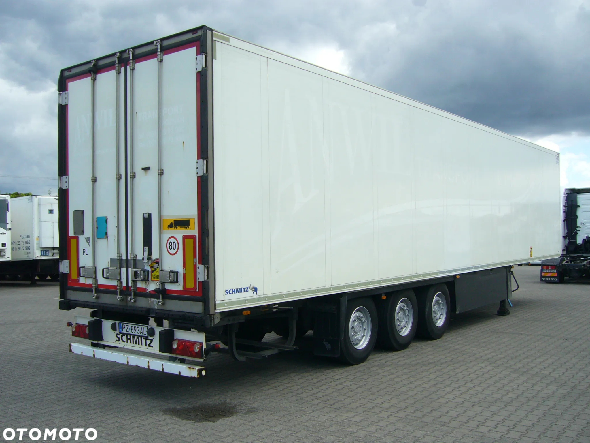 Schmitz Cargobull SKO 24L - 4