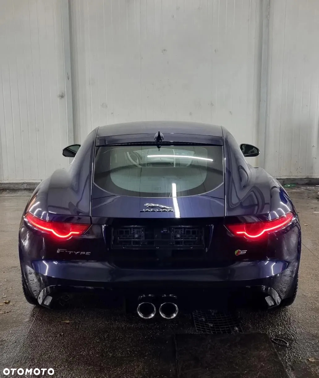 Jaguar F-Type S - 18