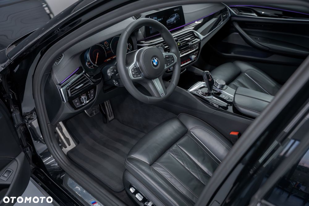 BMW Seria 5 540d xDrive M Sport sport - 11