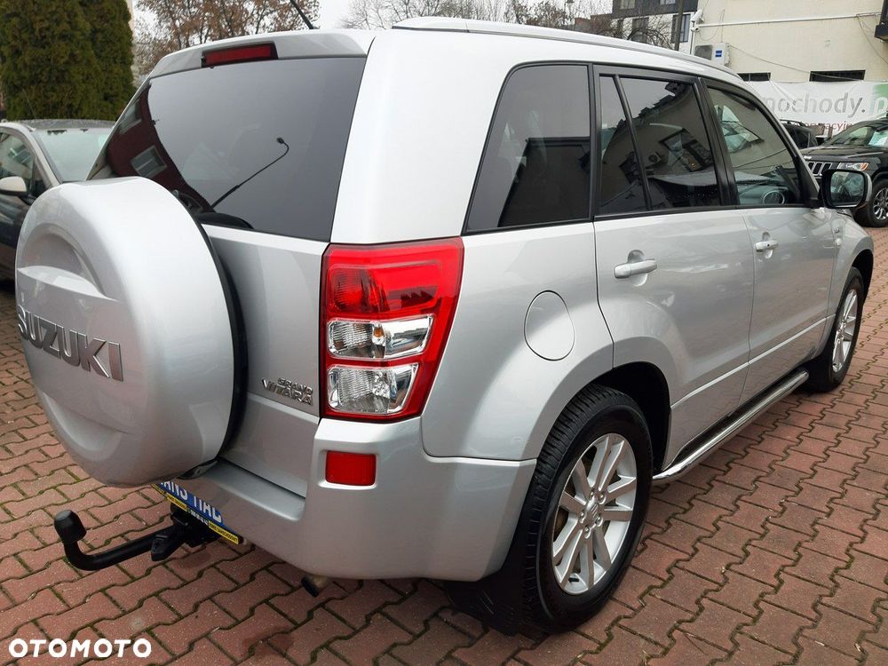 Suzuki Grand Vitara 1.9 DDiS Premium - 4