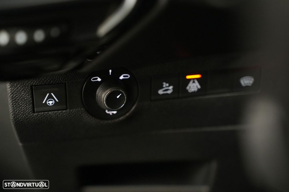 DS DS7 Crossback 1.5 BlueHDi Rivoli EAT8 - 42