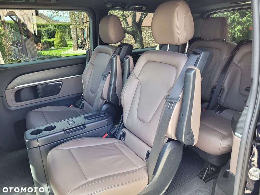 Mercedes-Benz Klasa V 250 d 4-Matic Avantgarde 9G-Tronic (d³ugi) - 28