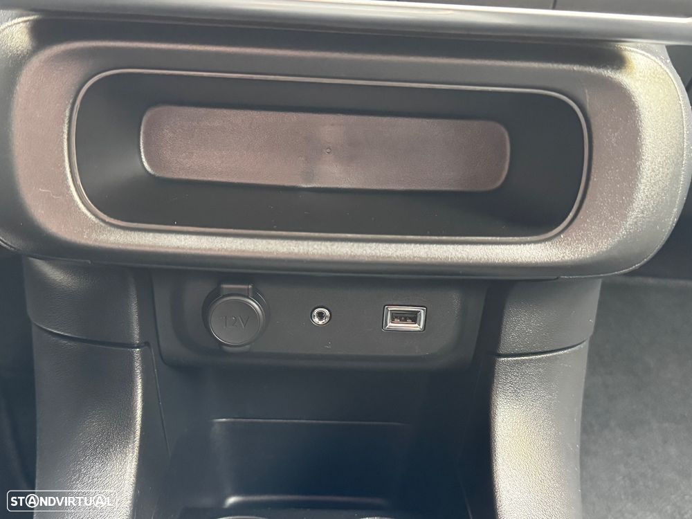 Citroën C3 1.2 PureTech Shine - 37