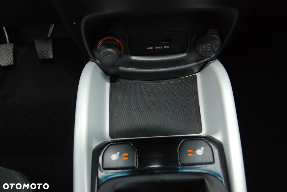 Kia Soul 1.6 CRDI Dream Team Edition - 29