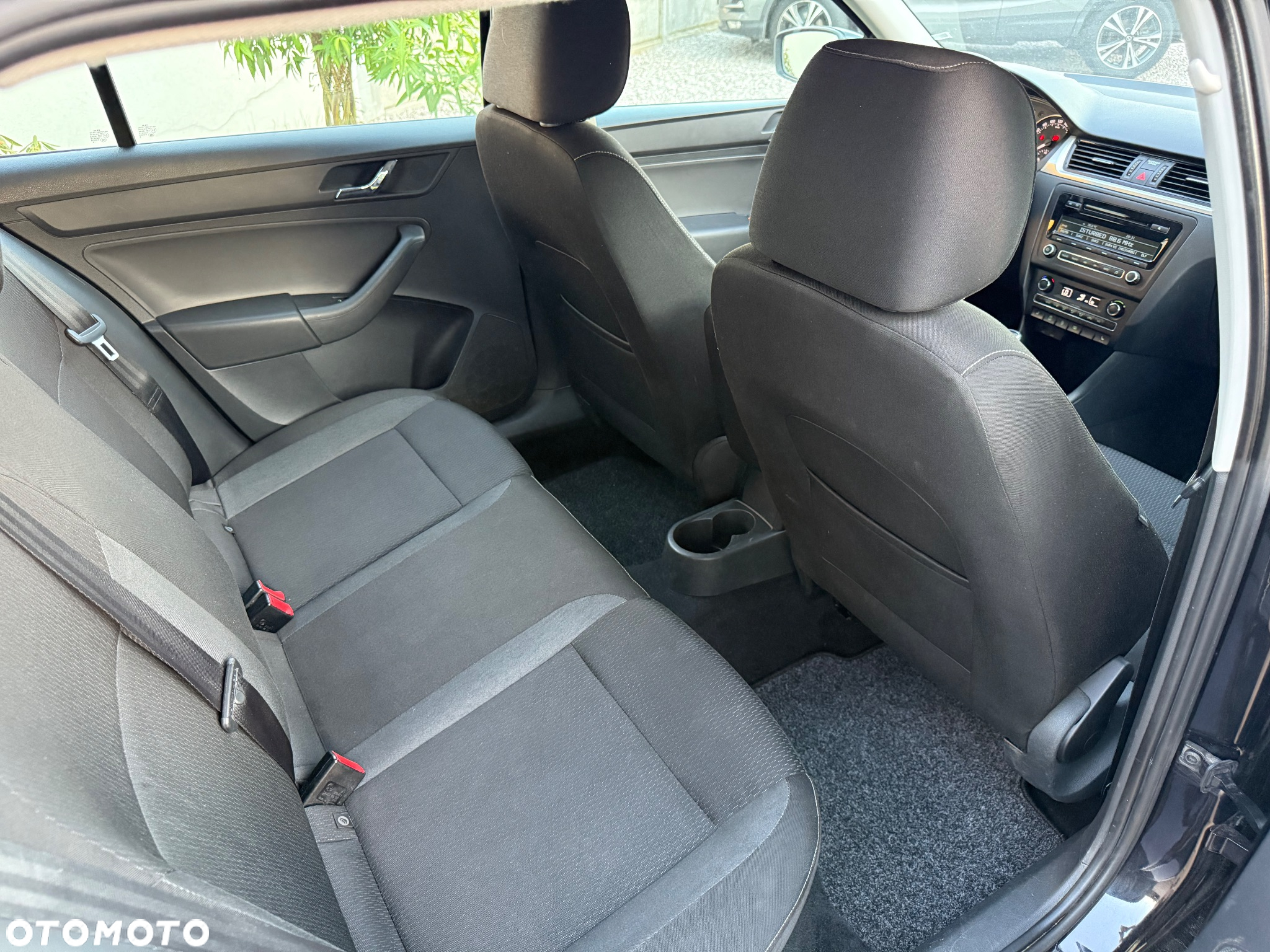 Skoda RAPID 1.2 TSI Edition - 14
