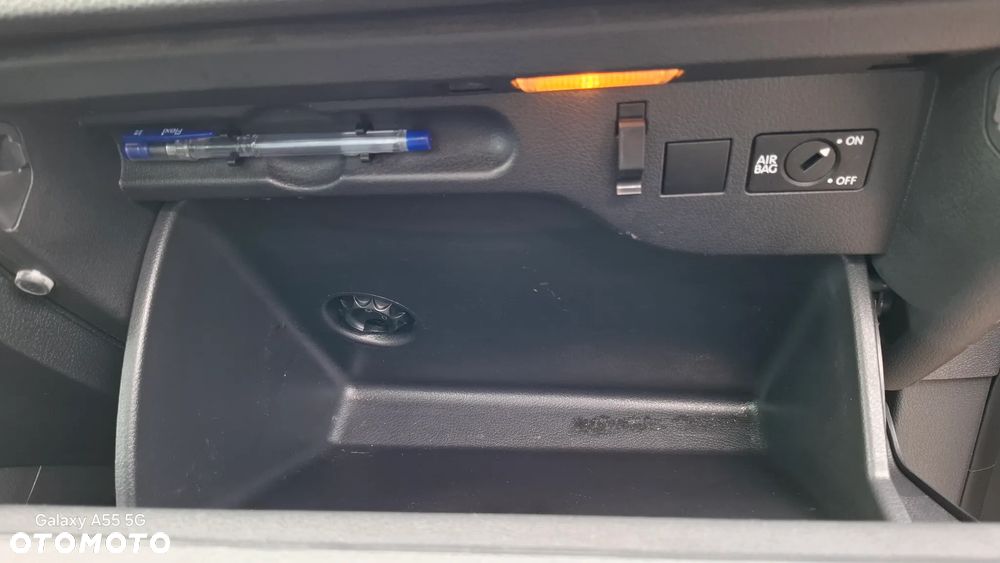 Volkswagen Tiguan 2.0 TDI DPF BlueMotion Technology Sport & Style - 29