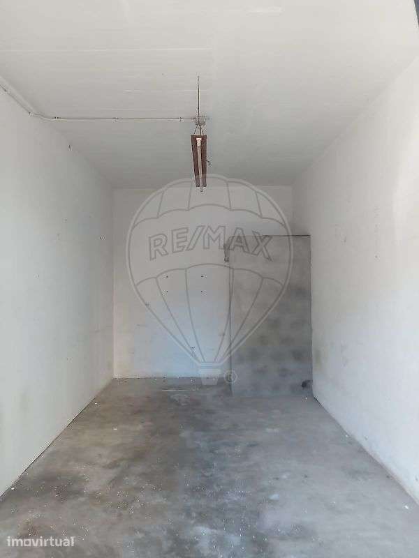 Garagem  para arrendamento - Grande imagem: 3/4