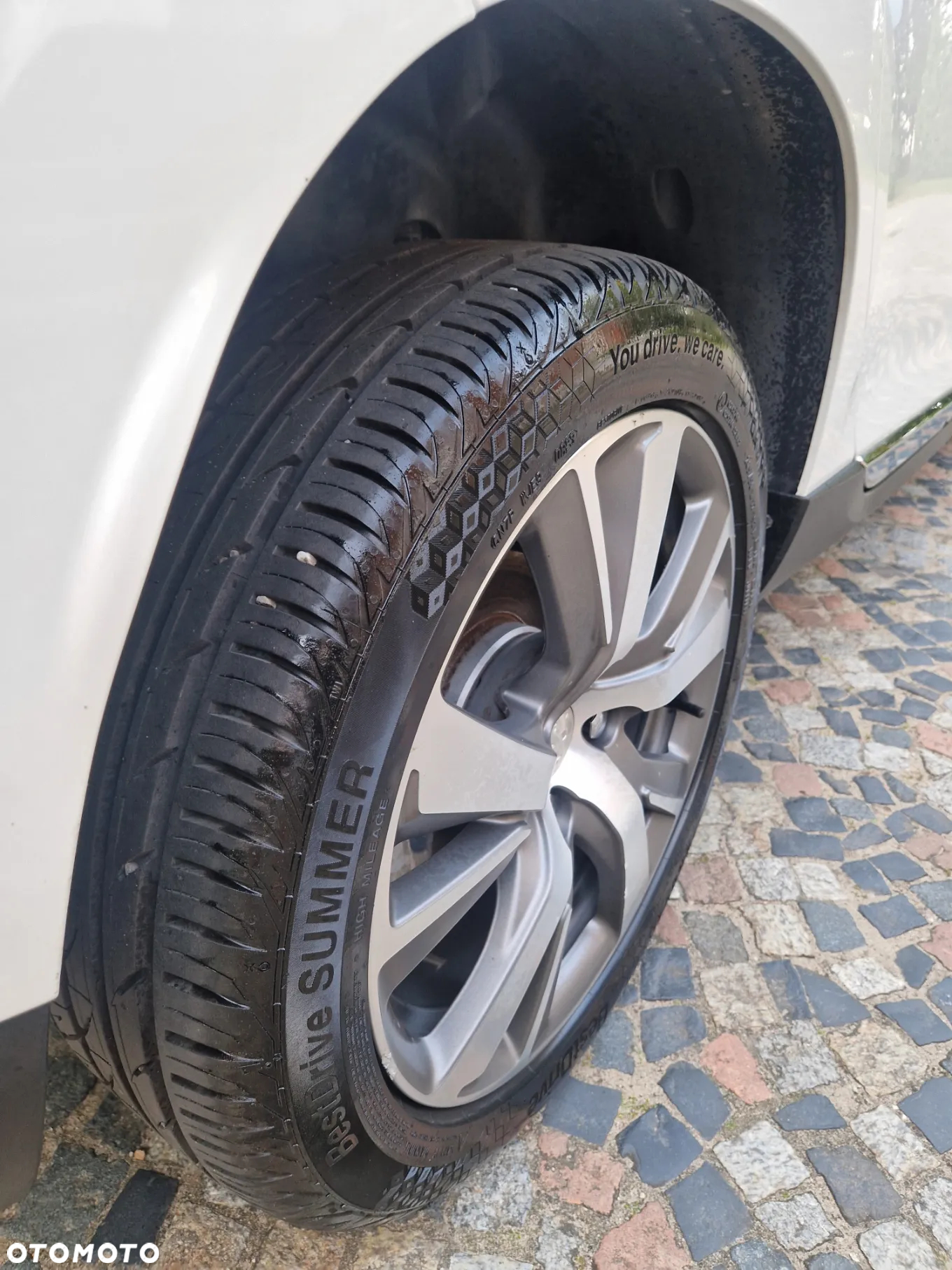 Peugeot 2008 120 VTI Allure - 12