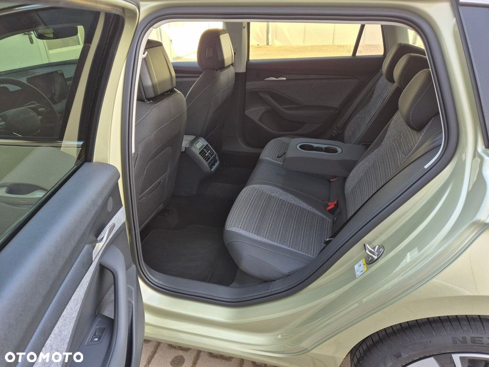 Skoda Superb 1.5 TSI Style DSG - 19