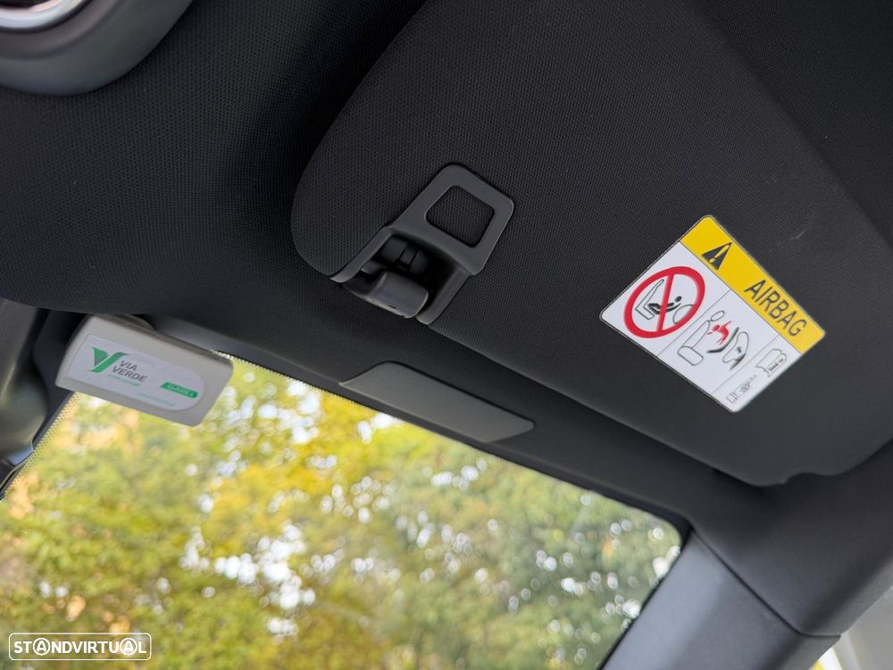Xpeng G6 66 kWh Standard Range - 29