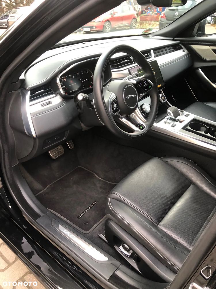 Jaguar XF 2.0 D200 mHEV AWD R-Dynamic S - 10