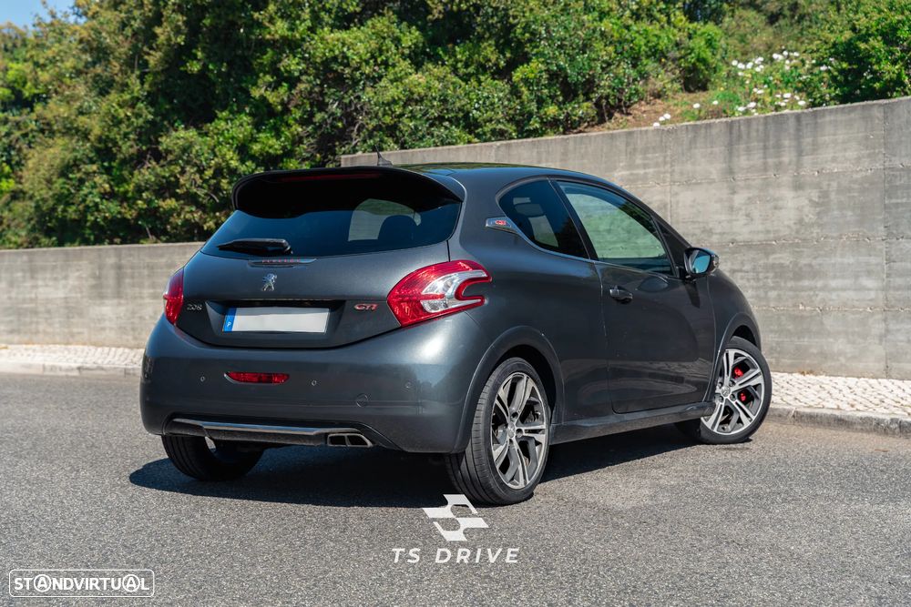 Peugeot 208 1.6 THP GTi - 2