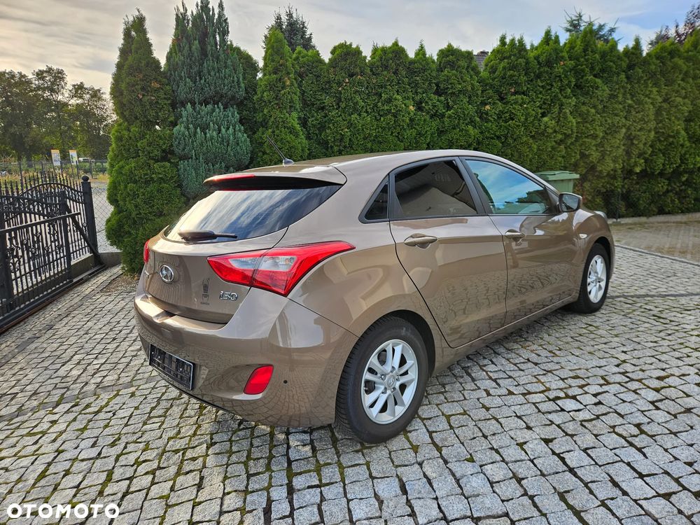 Hyundai i30 - 22