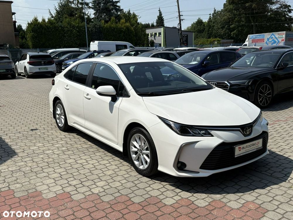 Toyota Corolla - 4
