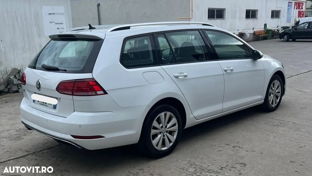 Volkswagen Golf 2.0 TDI (BlueMotion Technology) DSG Comfortline - 6