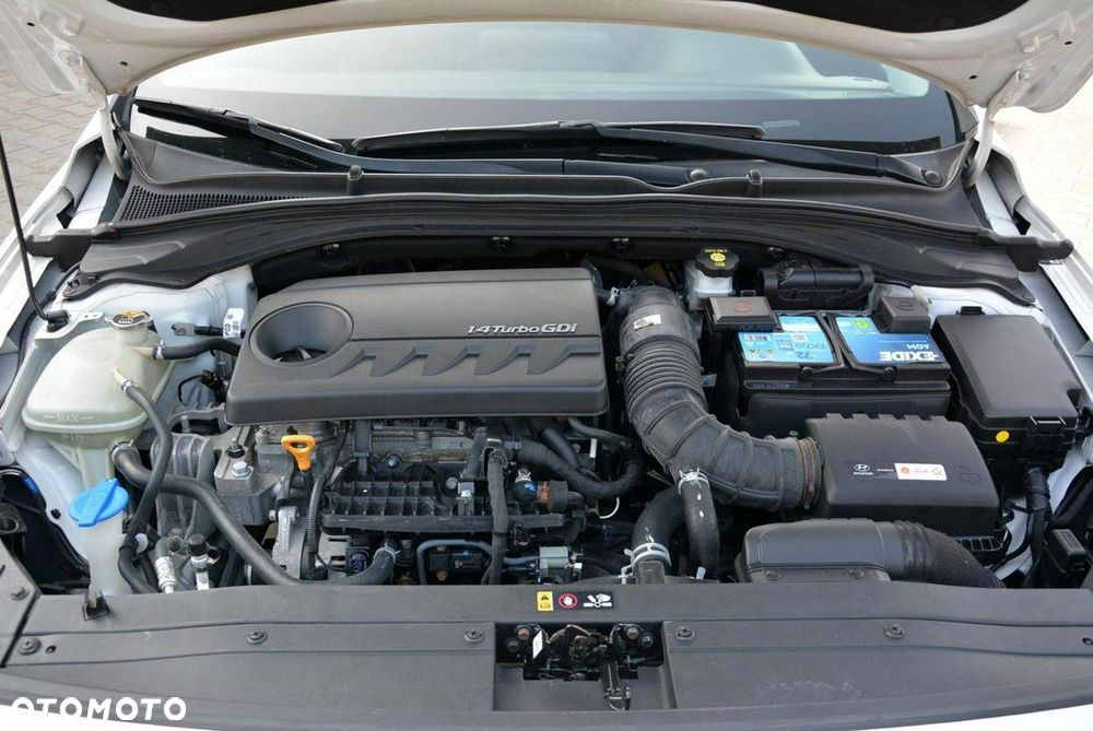 Hyundai i30 1.4 T-GDI Premiere Luxury - 36