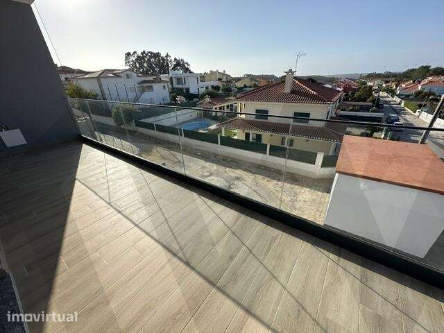 Apartamento T3 Novo em Condomínio Privado com Piscina  Ericeira - Mafr - Grande imagem: 3/20