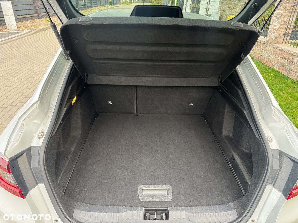 Renault Arkana E-TECH 145 R.S.LINE - 37