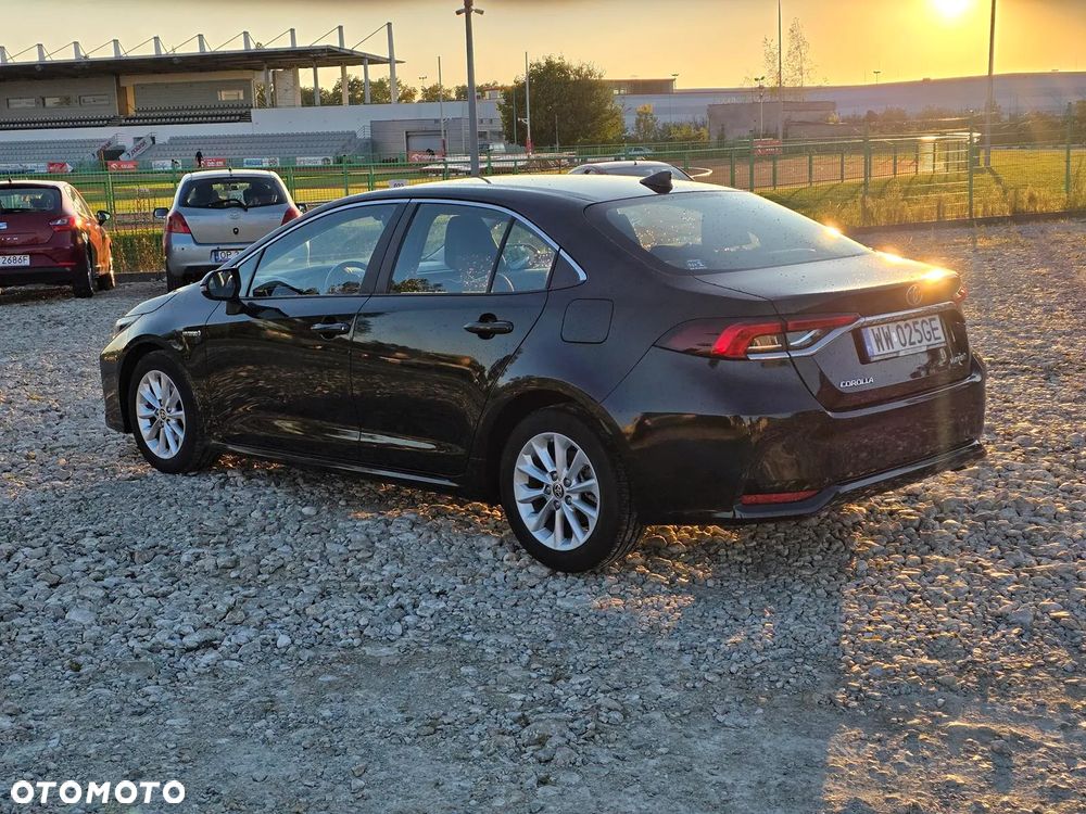 Toyota Corolla 1.8 Hybrid Comfort - 7