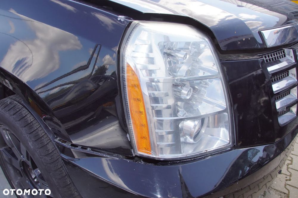 Cadillac Escalade 6.2 v8 Rok 2008 auto w całości na części tel. 692106889 silnik, maska, drzwi, lampa, skrzynia, lusterko, klapa, kierownica, lusterko, szyba - 8