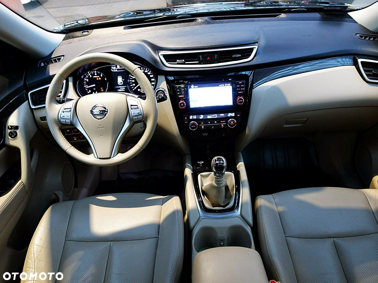 Nissan X-Trail - 16