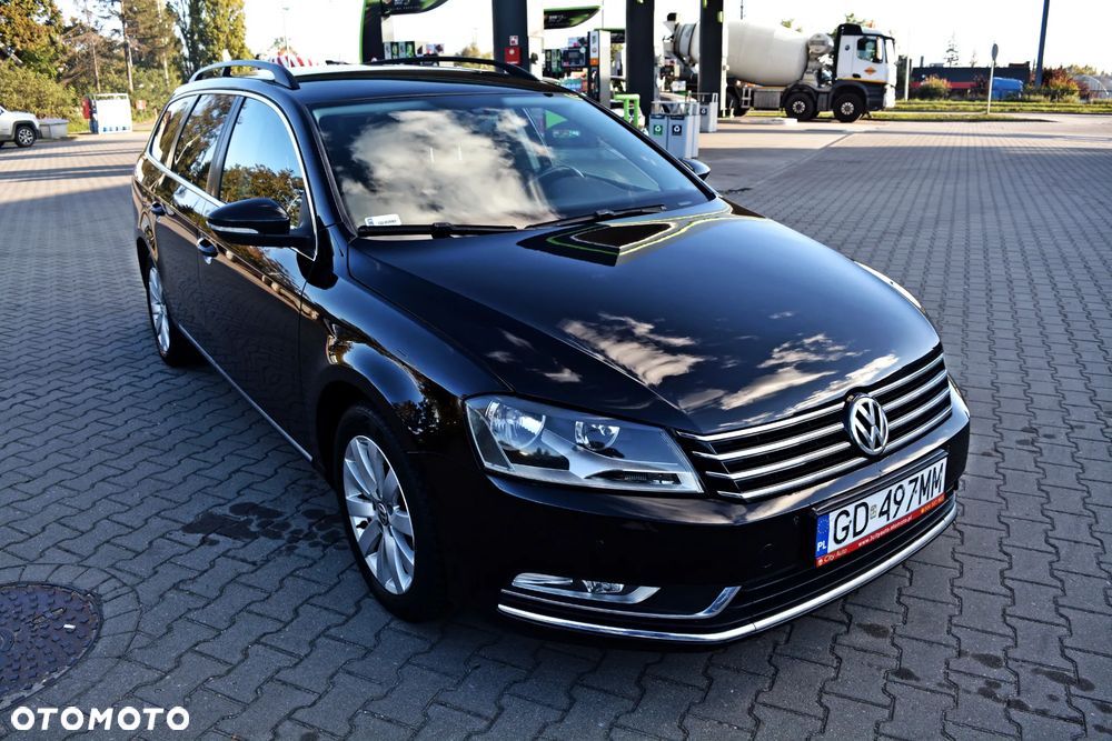 Volkswagen Passat Variant 2.0 TDI BlueMotion Technology DPF Comfortline - 13