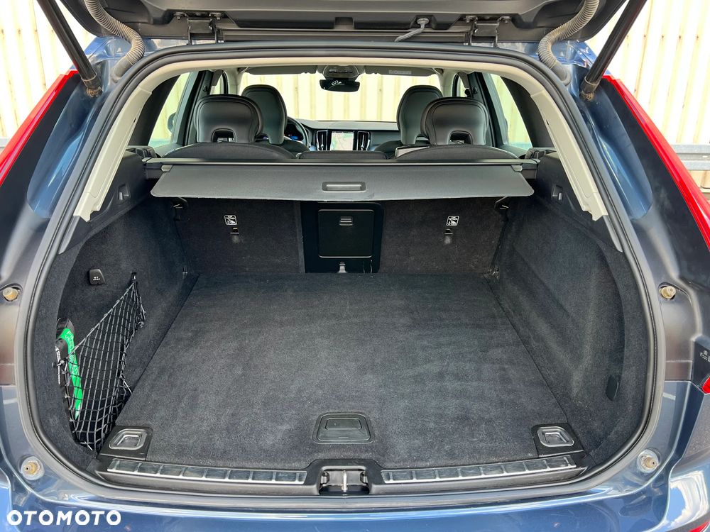 Volvo XC 60 B4 B Core - 31