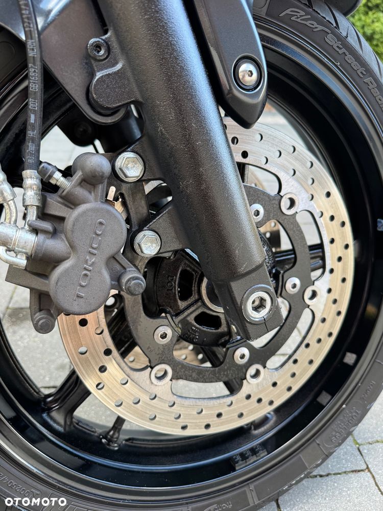 Suzuki Gladius - 16