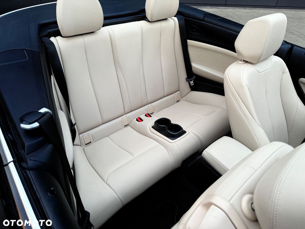 BMW Seria 2 230i Coupe Luxury Line - 12