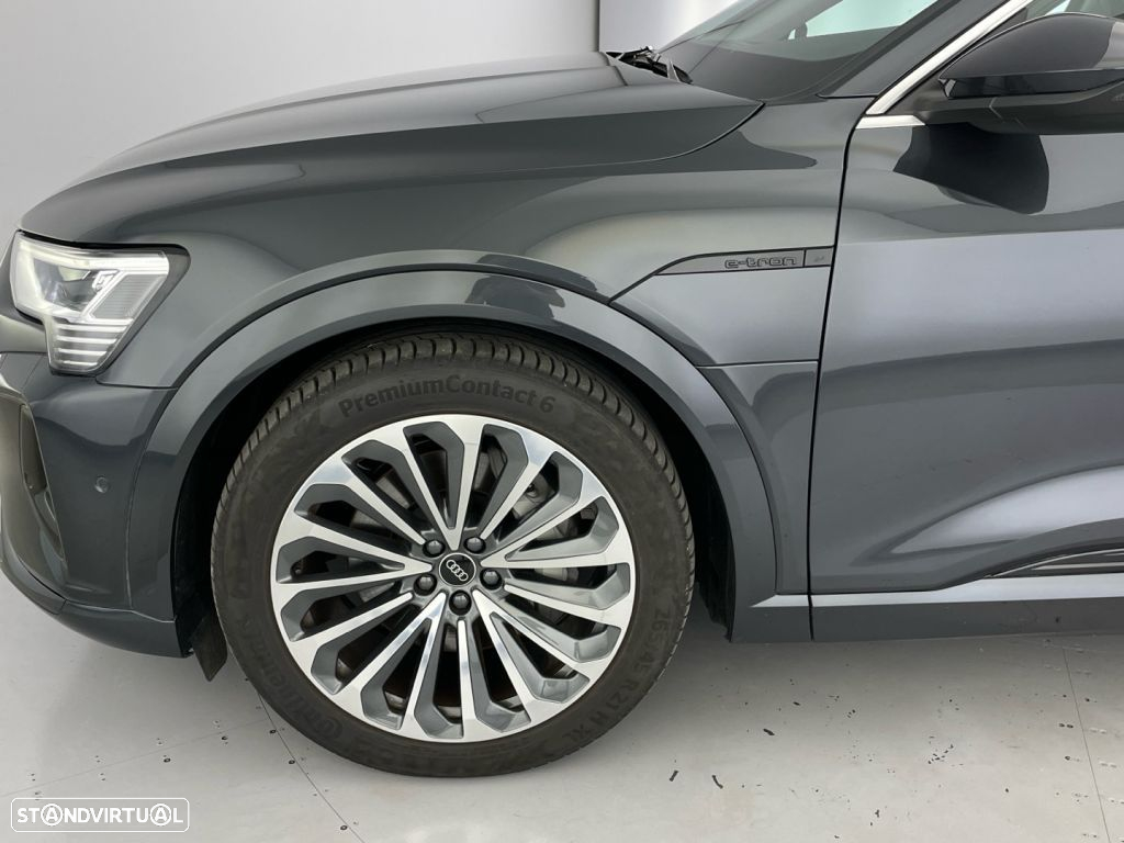 Audi Q8 e-Tron 55 quattro Advanced - 19