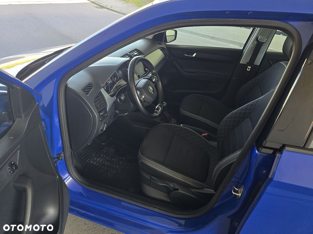 Skoda Fabia - 6