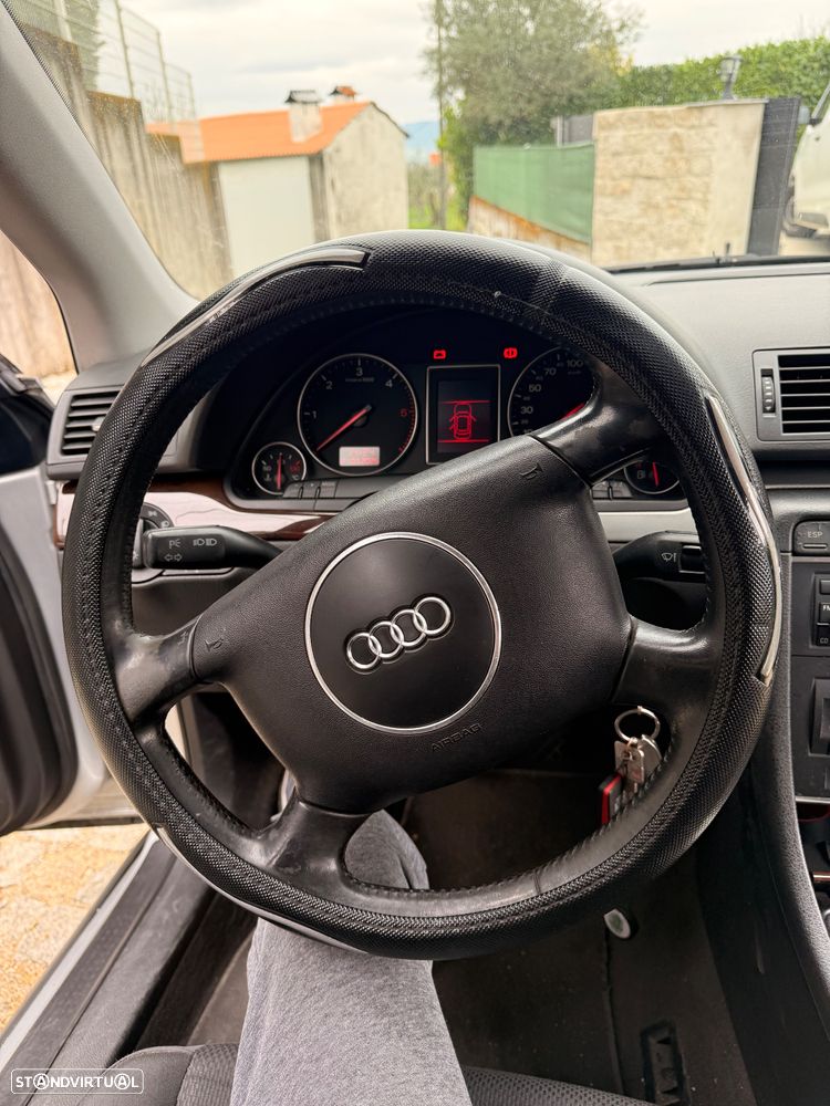 Audi A4 1.9 TDI m6 - 4