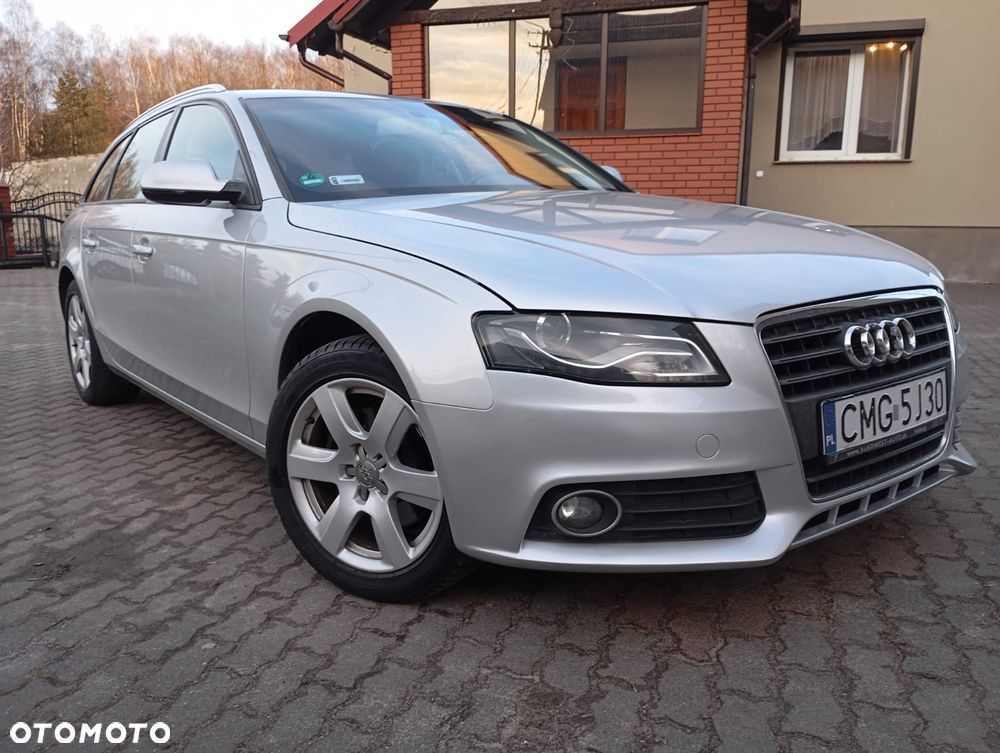 Audi A4 Avant - 1